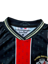 Charger l'image dans la galerie, Maillot Collector Stade Rennais 1901 x runningman®️ col V 120 ans